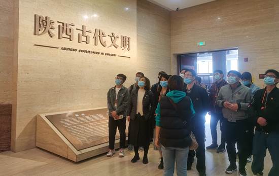 伟德国际victor1946师生党员参观陕西历史博物馆2